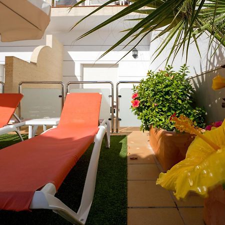 קוניל דה לה פרונטרה Hotel Apartamentos Loto Conil מראה חיצוני תמונה
