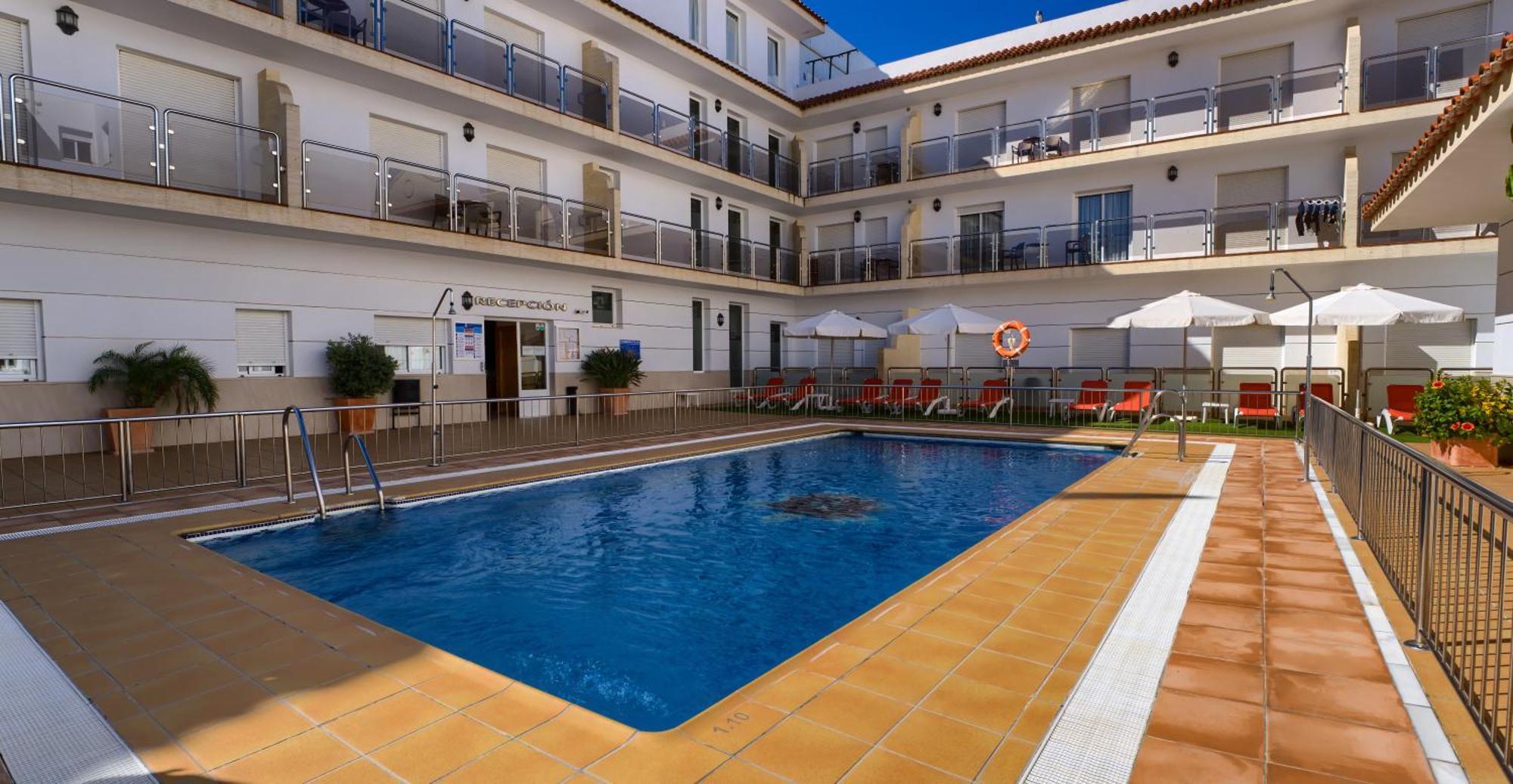 קוניל דה לה פרונטרה Hotel Apartamentos Loto Conil מראה חיצוני תמונה