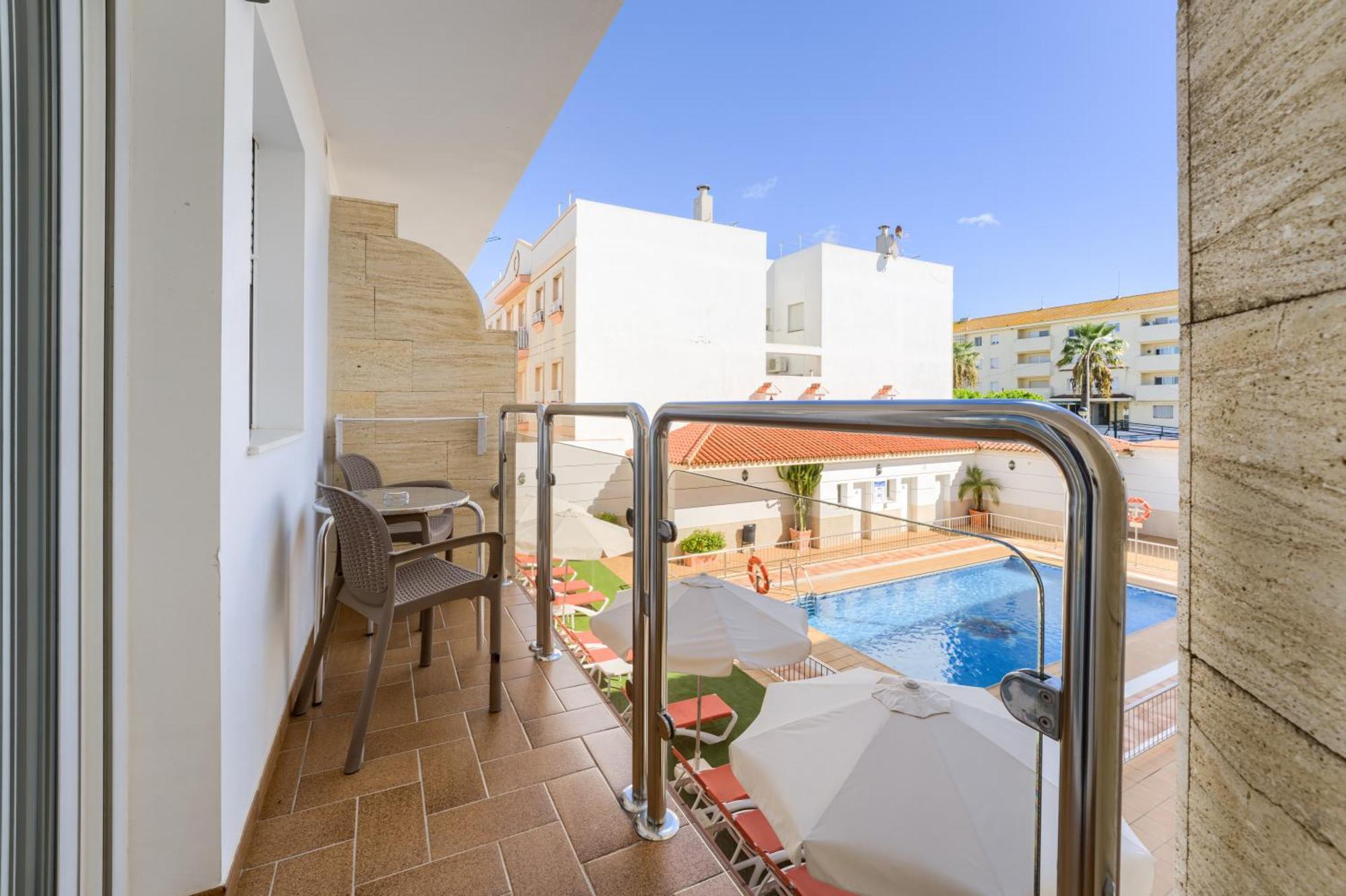 קוניל דה לה פרונטרה Hotel Apartamentos Loto Conil מראה חיצוני תמונה