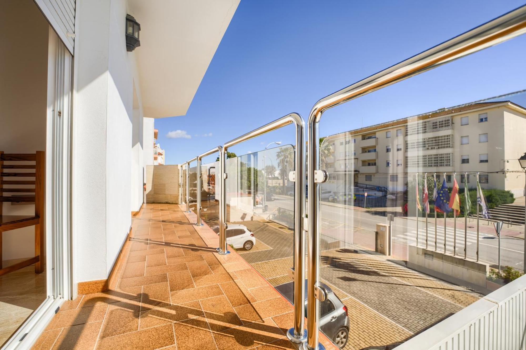 קוניל דה לה פרונטרה Hotel Apartamentos Loto Conil מראה חיצוני תמונה