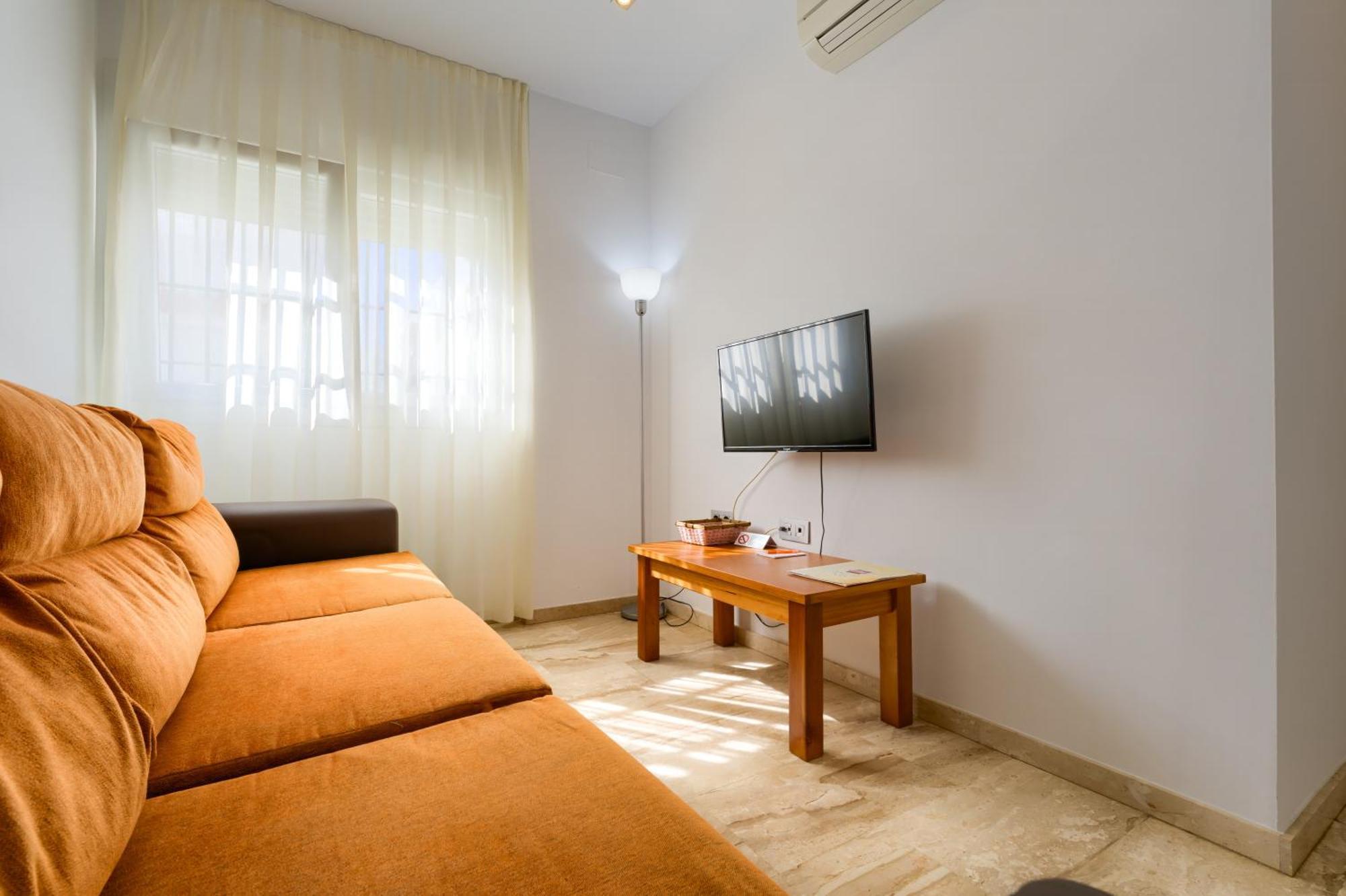 קוניל דה לה פרונטרה Hotel Apartamentos Loto Conil מראה חיצוני תמונה