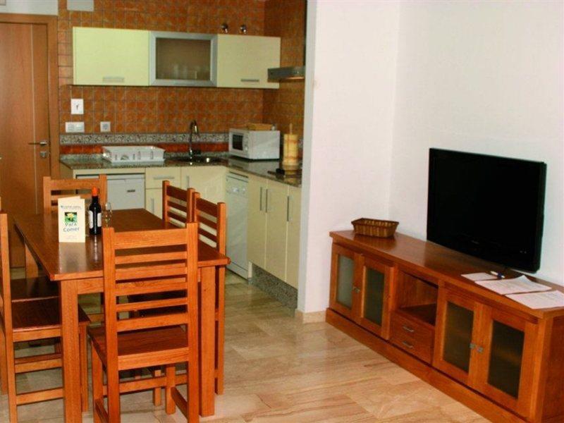 קוניל דה לה פרונטרה Hotel Apartamentos Loto Conil מראה חיצוני תמונה