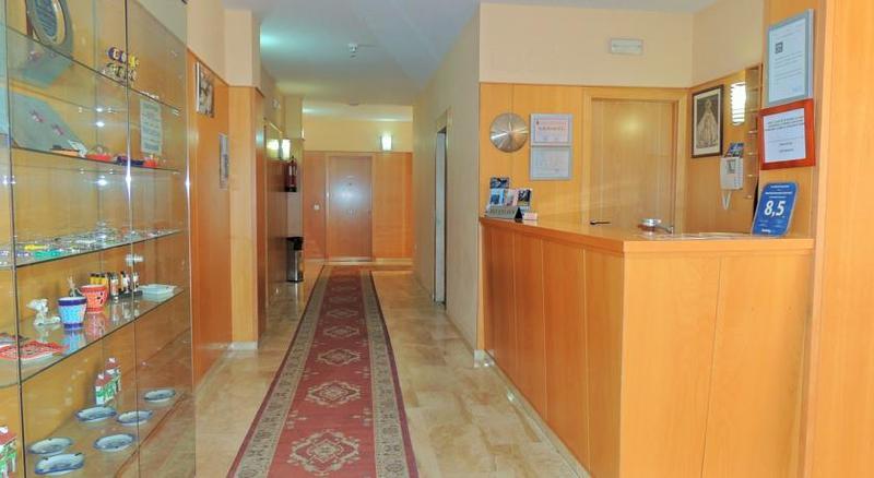 קוניל דה לה פרונטרה Hotel Apartamentos Loto Conil מראה חיצוני תמונה