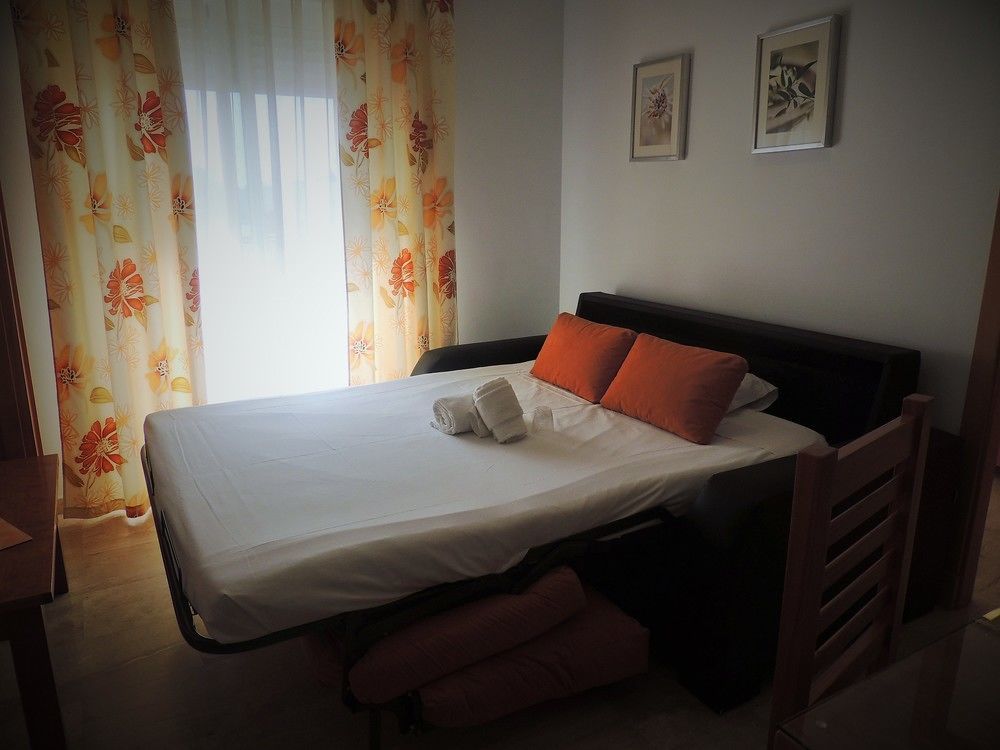 קוניל דה לה פרונטרה Hotel Apartamentos Loto Conil מראה חיצוני תמונה