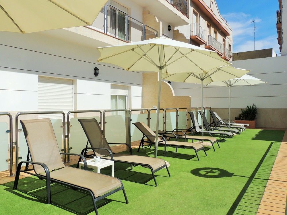 קוניל דה לה פרונטרה Hotel Apartamentos Loto Conil מראה חיצוני תמונה